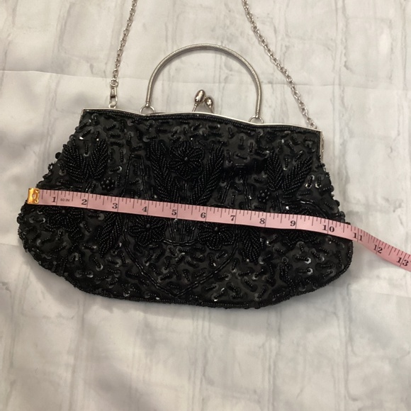 VINTAGE BEADED CROSSBODY CHAIN BAG (NWOT ) - Picture 8 of 10